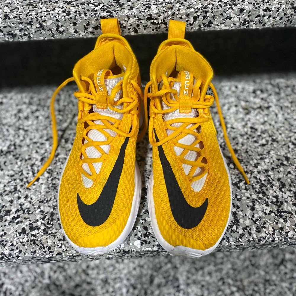 Nike Zoom Rize TB “University Gold” Size 7.5 Men